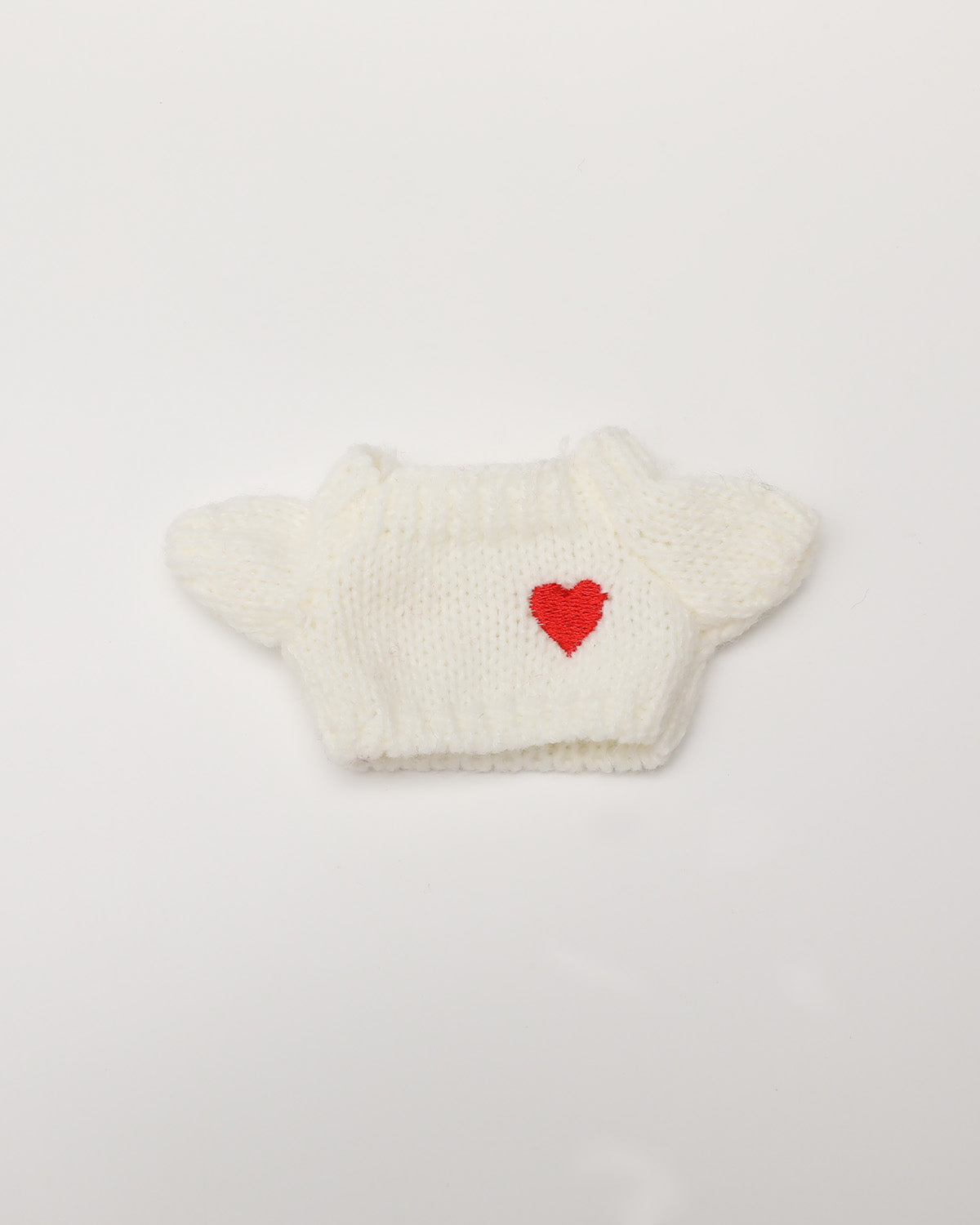 White Heart Sweater - 6 Inches
