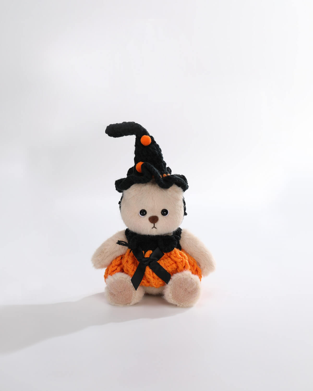 Milk Tea Short Hair Bear & Black Wizard Hat With Pumpkin Lantern Skirt - 6 Inches